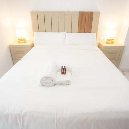 L&G Apartments Bahia Suite Alicante Eksteriør billede