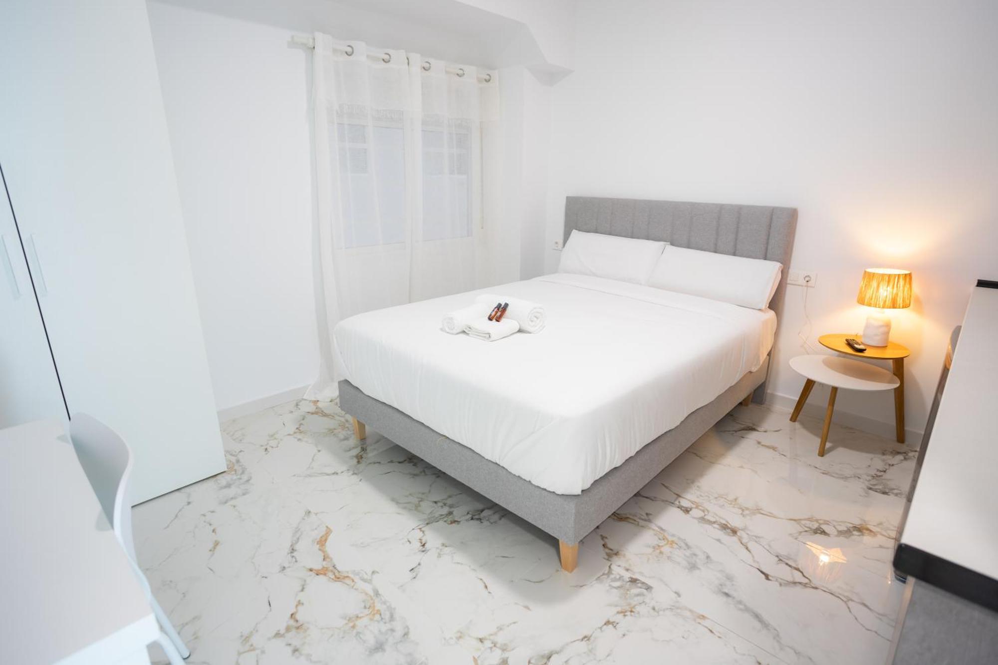 L&G Apartments Bahia Suite Alicante Eksteriør billede