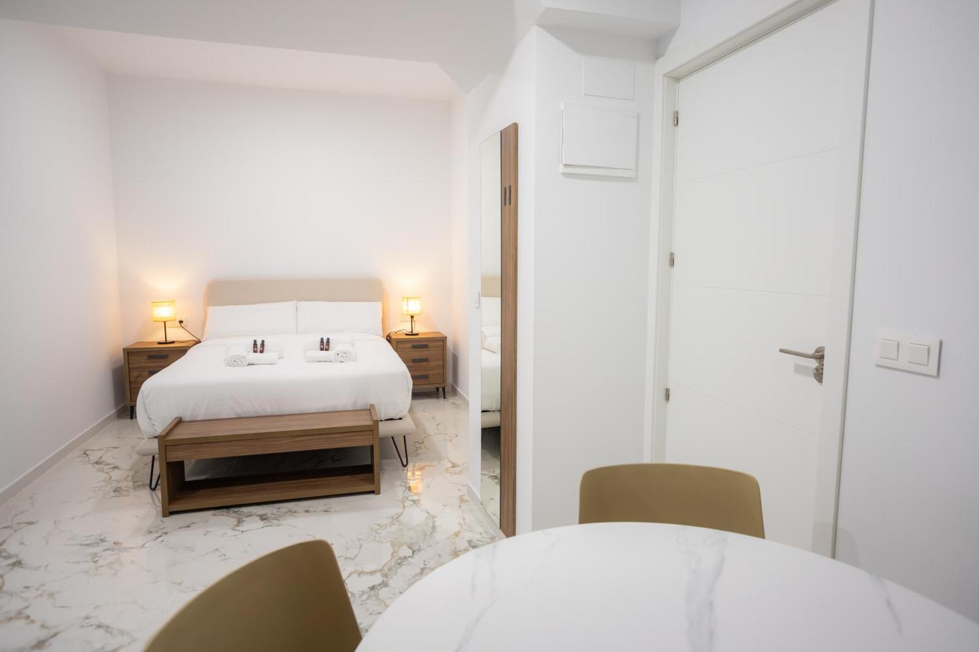 L&G Apartments Bahia Suite Alicante Eksteriør billede