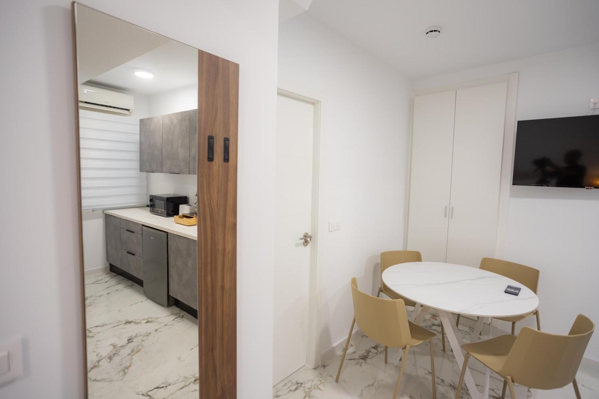 L&G Apartments Bahia Suite Alicante Eksteriør billede
