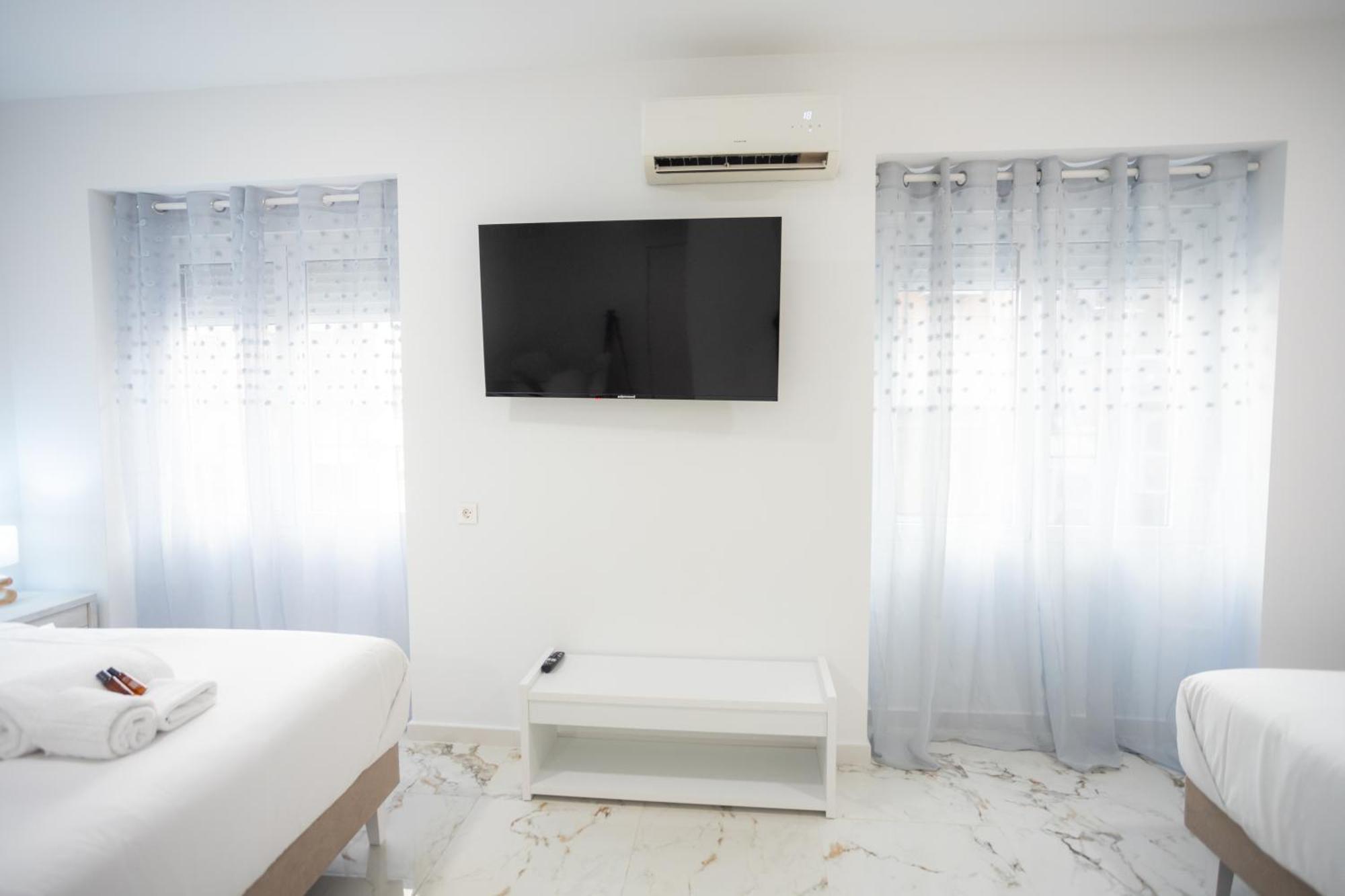 L&G Apartments Bahia Suite Alicante Eksteriør billede