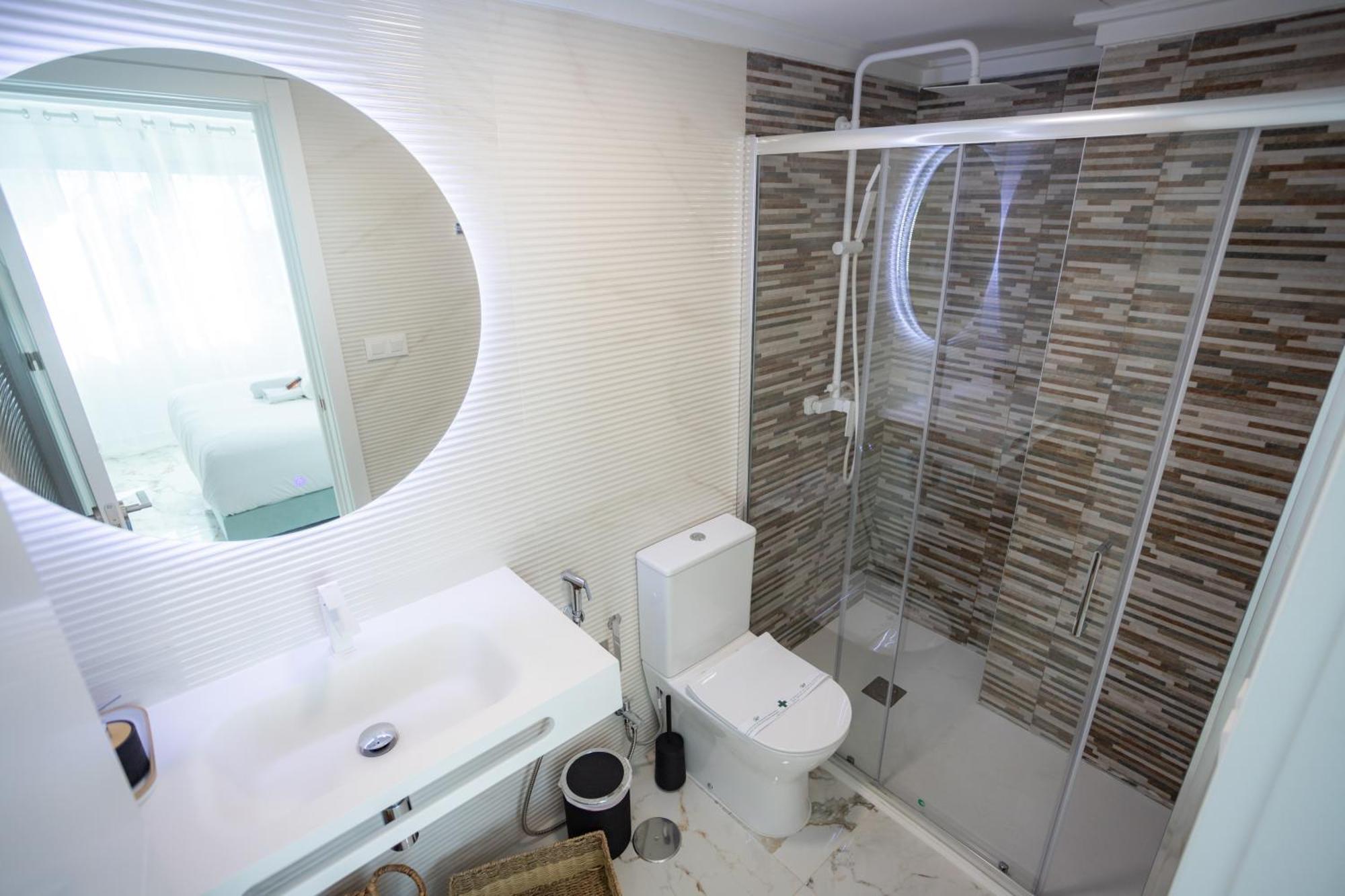 L&G Apartments Bahia Suite Alicante Eksteriør billede
