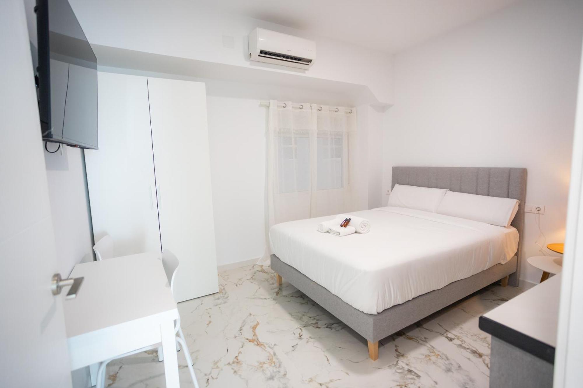 L&G Apartments Bahia Suite Alicante Eksteriør billede